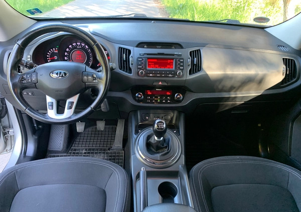 Kia Sportage cena 48500 przebieg: 112000, rok produkcji 2012 z Halinów małe 704